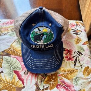 NWOT Crater Lake with Bear Hat